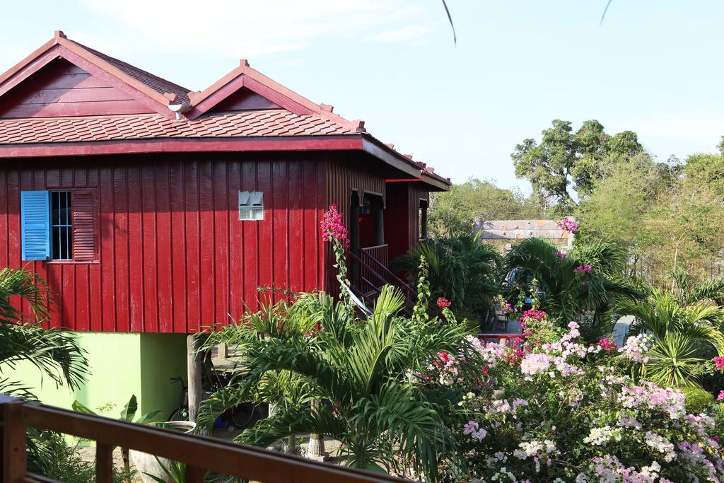 Отель Khmer House Bungalow Кеп Экстерьер фото