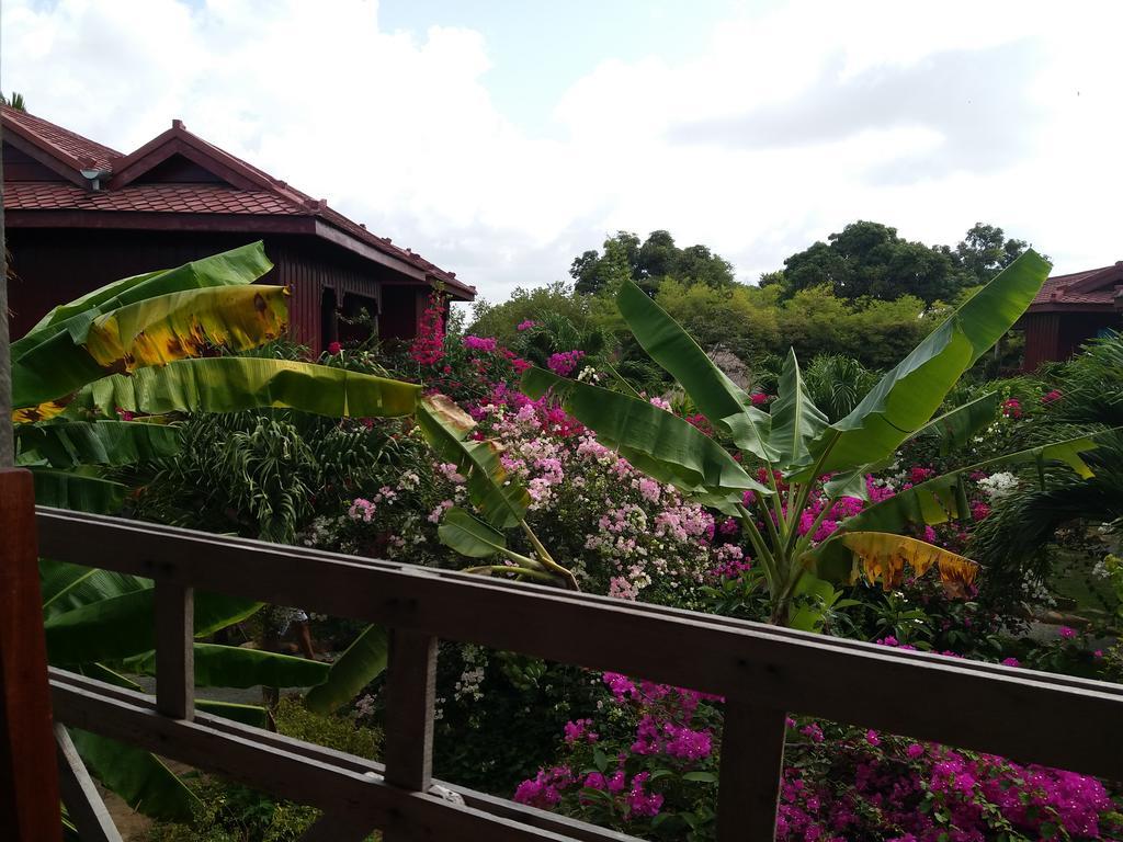 Отель Khmer House Bungalow Кеп Экстерьер фото